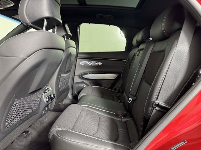 2024 Genesis GV70 2.5T