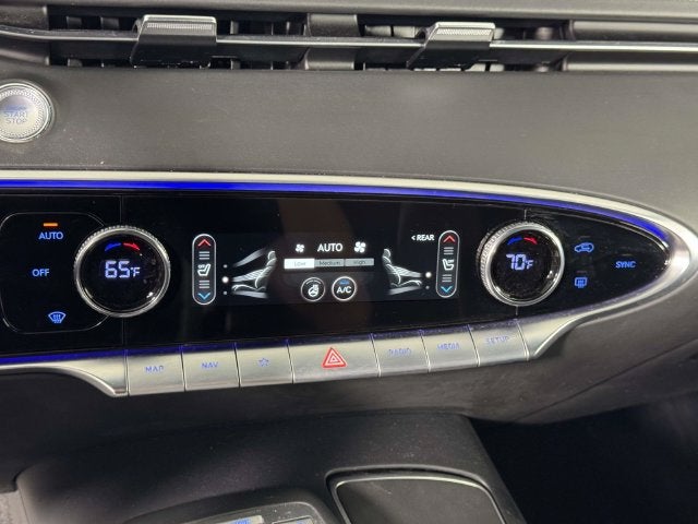 2024 Genesis GV70 2.5T