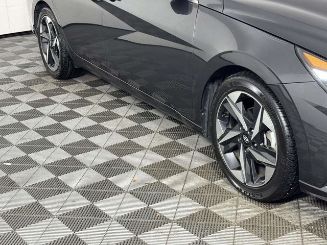 2022 Hyundai Elantra Limited