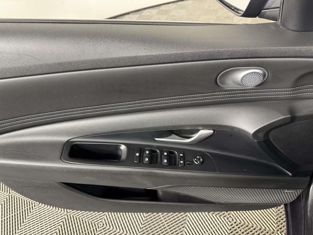 2022 Hyundai Elantra Limited