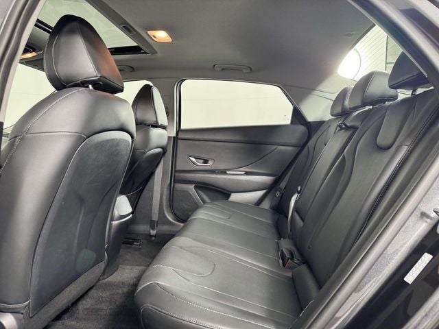 2022 Hyundai Elantra Limited