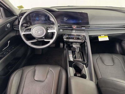 2022 Hyundai Elantra Limited