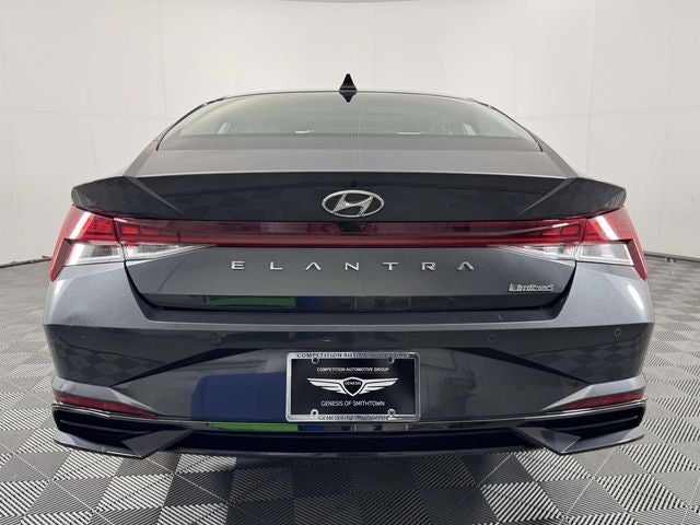 2022 Hyundai Elantra Limited