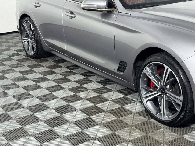 2024 Genesis G70 2.5T