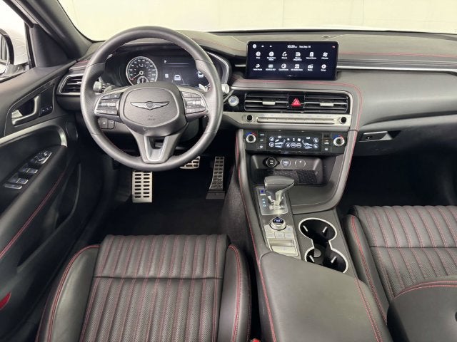 2025 Genesis G70 2.5T