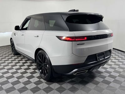 2026 Land Rover Range Rover Sport SE